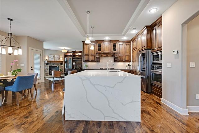 16816 Stearns Street, Overland Park, KS 66221