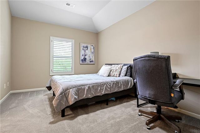 16816 Stearns Street, Overland Park, KS 66221