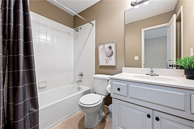 16816 Stearns Street, Overland Park, KS 66221