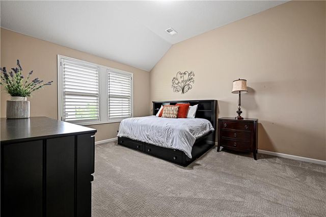 16816 Stearns Street, Overland Park, KS 66221