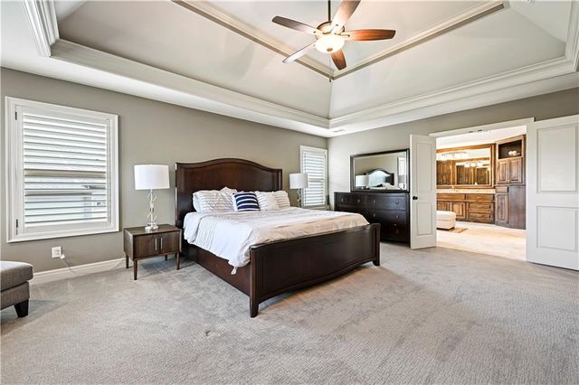 16816 Stearns Street, Overland Park, KS 66221