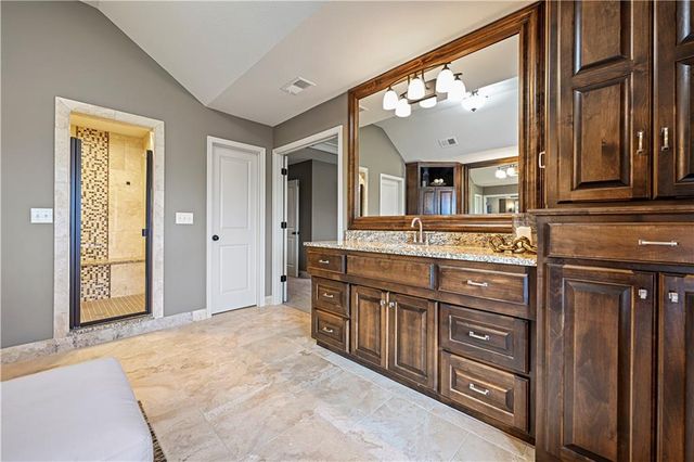 16816 Stearns Street, Overland Park, KS 66221