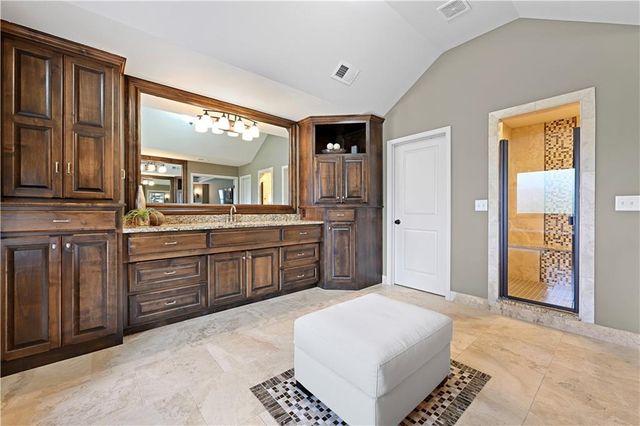 16816 Stearns Street, Overland Park, KS 66221