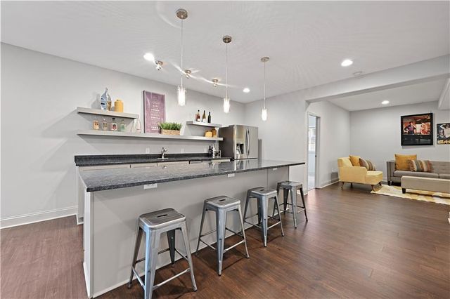 16816 Stearns Street, Overland Park, KS 66221