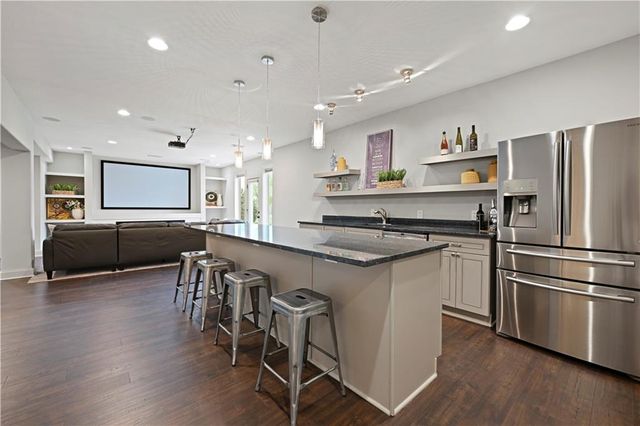 16816 Stearns Street, Overland Park, KS 66221