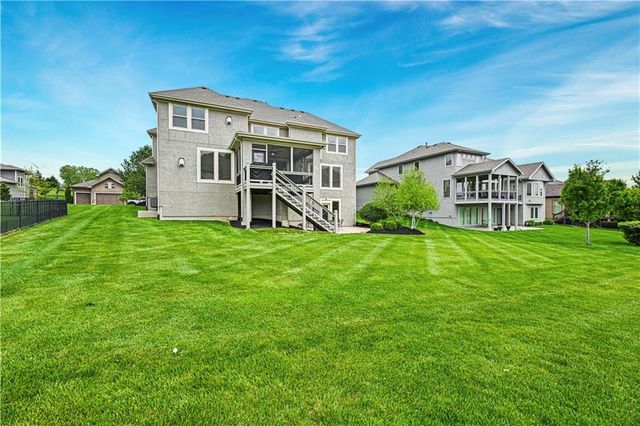 16816 Stearns Street, Overland Park, KS 66221