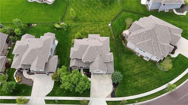 16816 Stearns Street, Overland Park, KS 66221