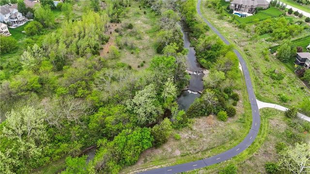 16816 Stearns Street, Overland Park, KS 66221