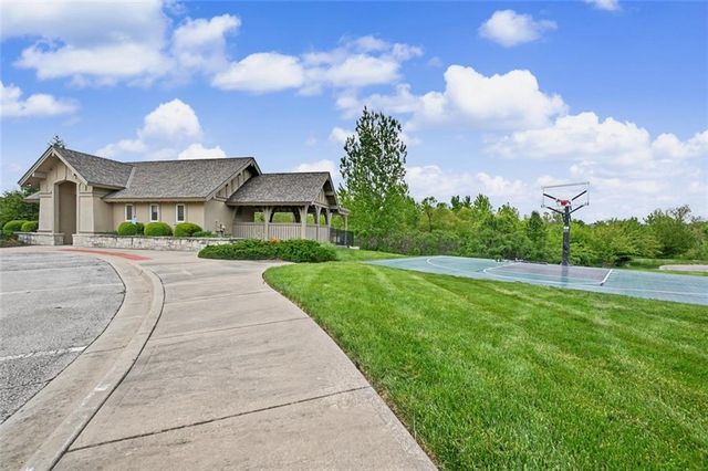 16816 Stearns Street, Overland Park, KS 66221