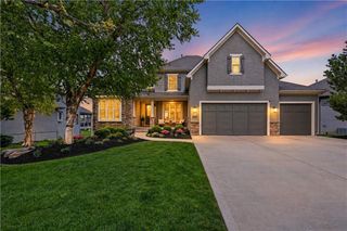 16816 Stearns Street, Overland Park, KS 66221