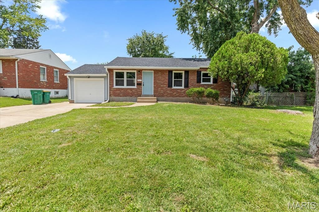 9353 Laramie Drive, Bellefontaine Nghbrs, MO 63137