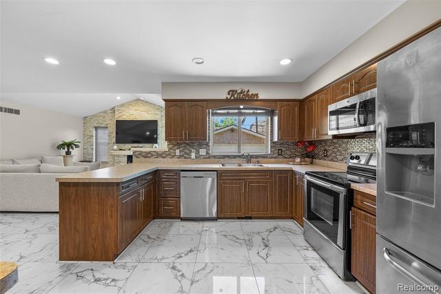 5003 Horger Street, Dearborn, MI 48126