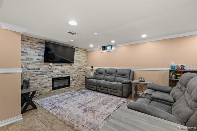 5003 Horger Street, Dearborn, MI 48126