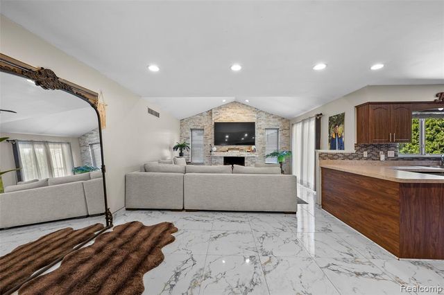 5003 Horger Street, Dearborn, MI 48126
