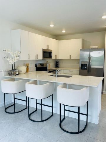 5000 SW 37th St, Pembroke Park, FL 33023