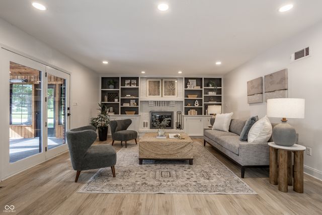 702 Palmer Drive, Noblesville, IN 46062