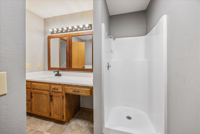 951 S Alex, Springfield, MO 65802