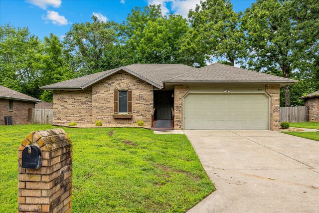 951 S Alex, Springfield, MO 65802