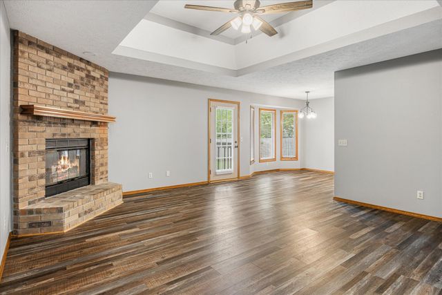 951 S Alex, Springfield, MO 65802