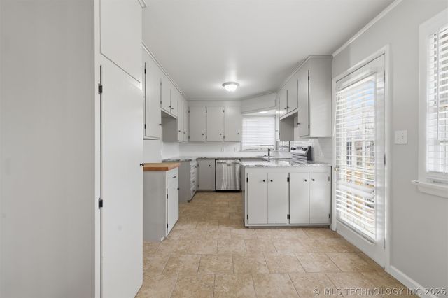 4635 E 37th Place, Tulsa, OK 74135