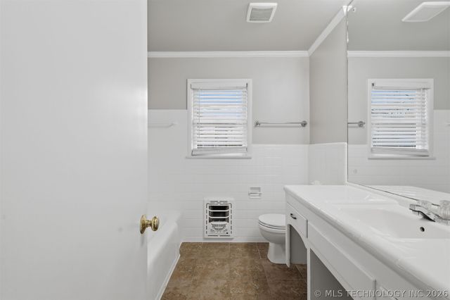 4635 E 37th Place, Tulsa, OK 74135