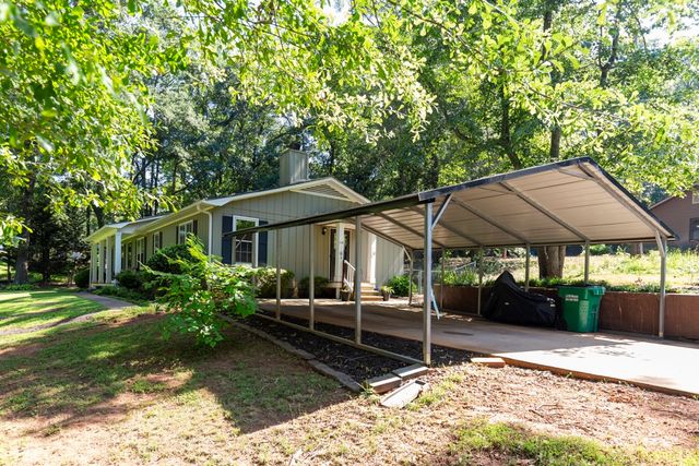 118 Nonna Lane, Seneca, SC 29678