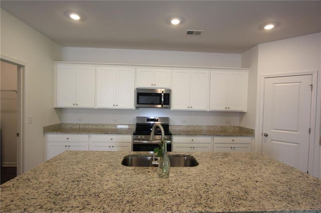 15104 Turkey Creek Blvd, Union City, GA 30291