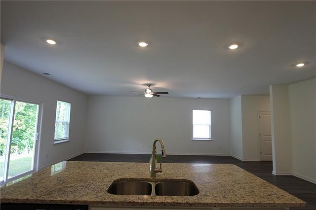 15104 Turkey Creek Blvd, Union City, GA 30291
