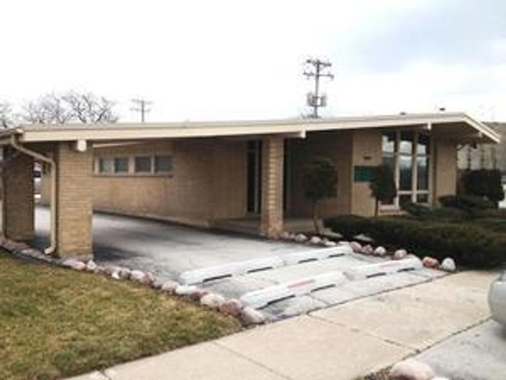 16247 WAUSAU Avenue, South Holland, IL 60473