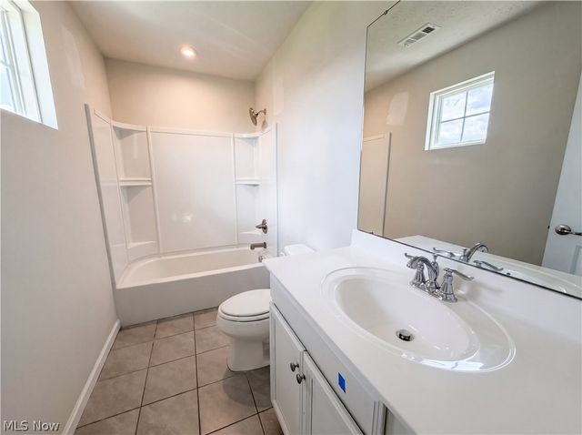 9200 Nash Lane, North Ridgeville, OH 44039