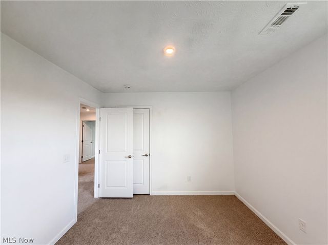 9200 Nash Lane, North Ridgeville, OH 44039