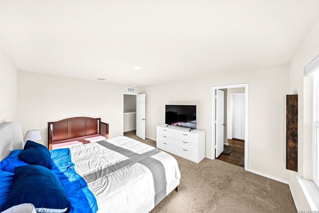 6710 Turnpike, Converse, TX 78109