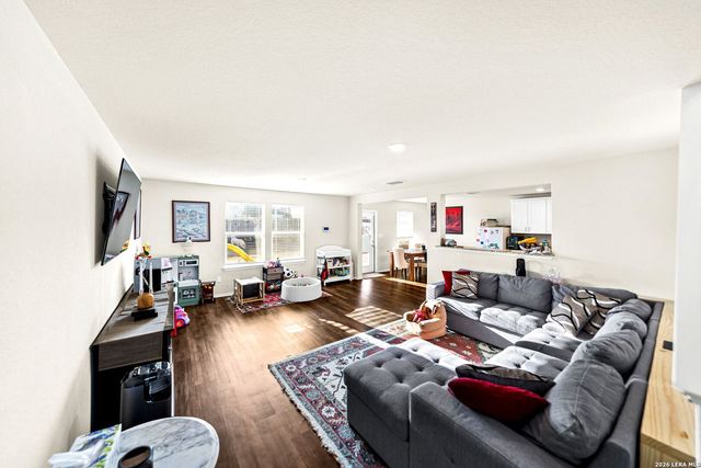 6710 Turnpike, Converse, TX 78109