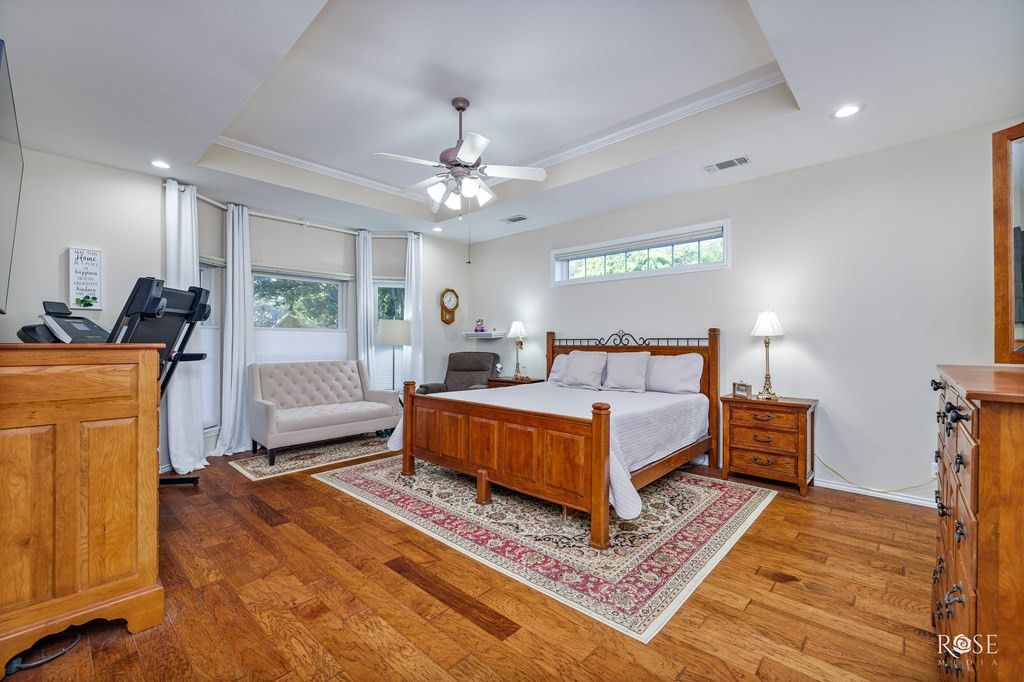 Image 16 of property listing at 3114 Scenic Vista Drive, San Angelo, TX 76904
