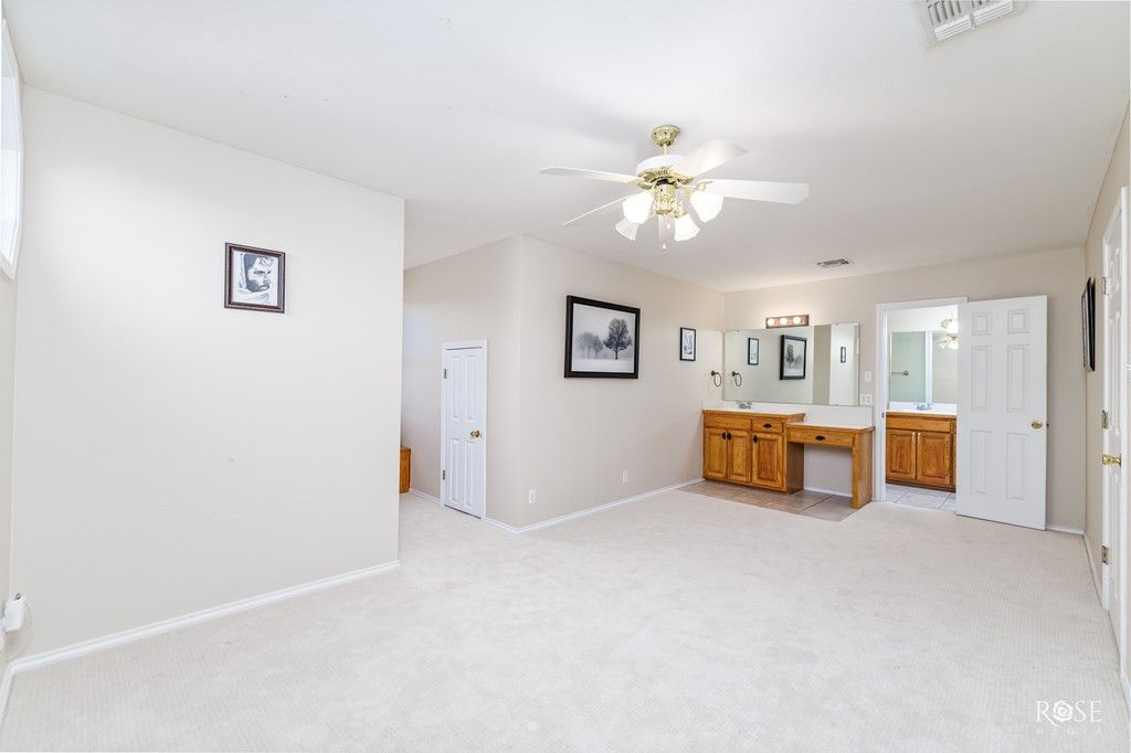 Image 25 of property listing at 3114 Scenic Vista Drive, San Angelo, TX 76904