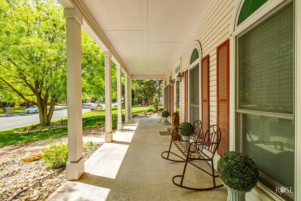 Image 3 of property listing at 3114 Scenic Vista Drive, San Angelo, TX 76904