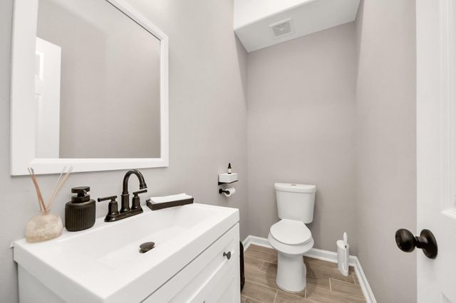 7963 Birmingham Street, Houston, TX 77028