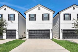 7963 Birmingham Street, Houston, TX 77028