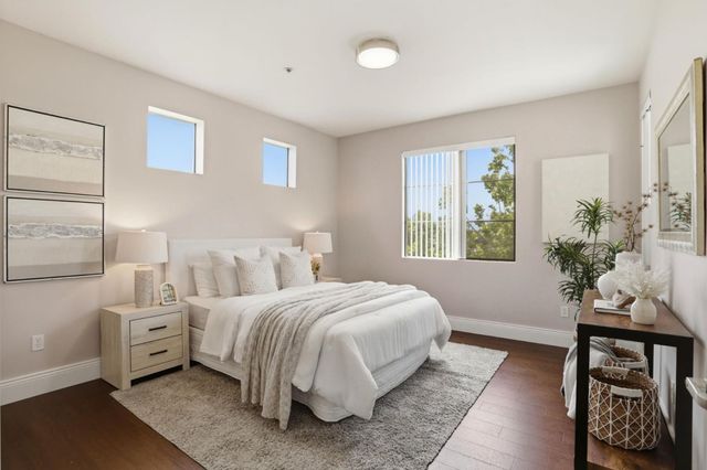 800 N 8th Street 305, San Jose, CA 95112