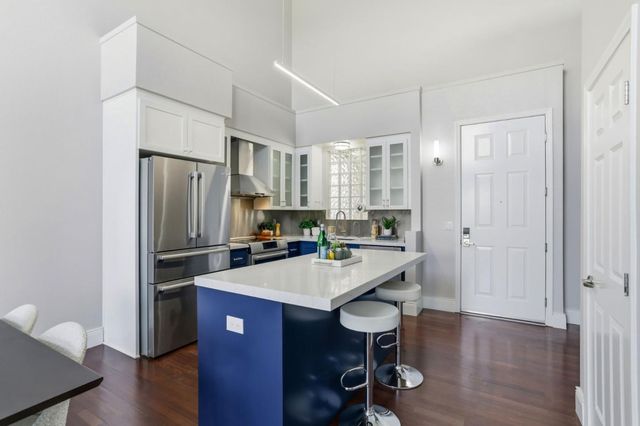 800 N 8th Street 305, San Jose, CA 95112