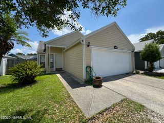 4078 LAURELWOOD Drive, Jacksonville, FL 32257