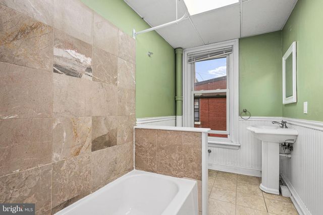 305 W BIDDLE ST, West Chester, PA 19380