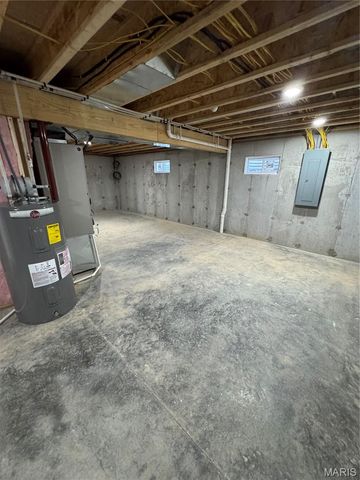 726 Deerfield Lane, Farmington, MO 63640