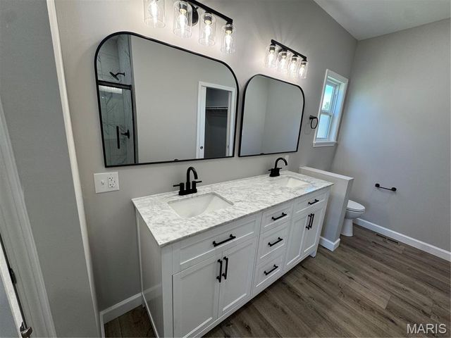 726 Deerfield Lane, Farmington, MO 63640