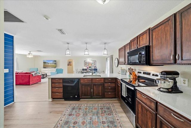 685 NW 67TH PLACE, Ocala, FL 34475