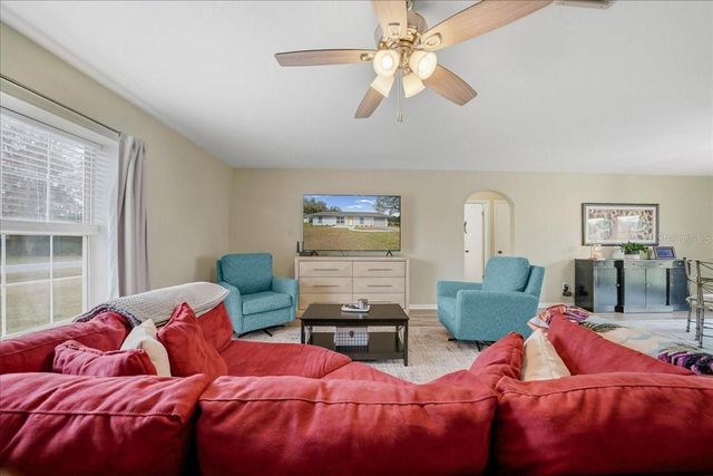 685 NW 67TH PLACE, Ocala, FL 34475