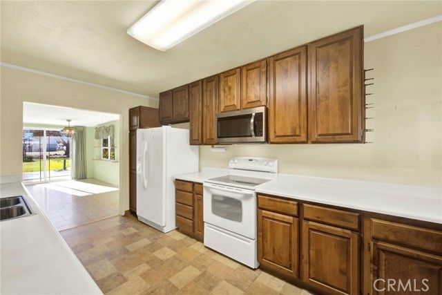 7918 HWY 99 E, Los Molinos, CA 96055