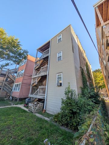 9040 S Laflin Street, Chicago, IL 60620