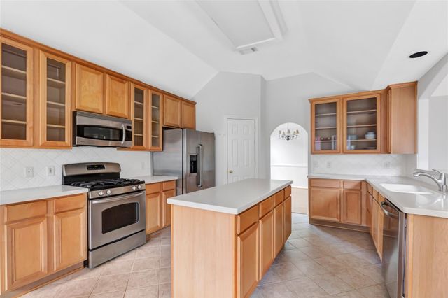 8711 Mile Run Road, Humble, TX 77346