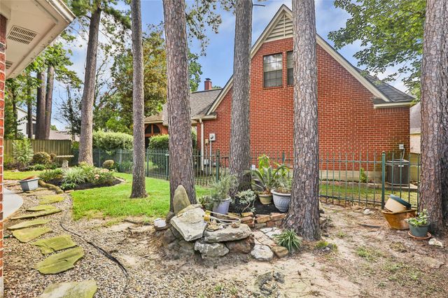 8711 Mile Run Road, Humble, TX 77346